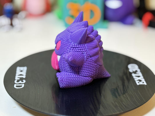 Close-up of yarn texture detail on 3D printed ghost figurine